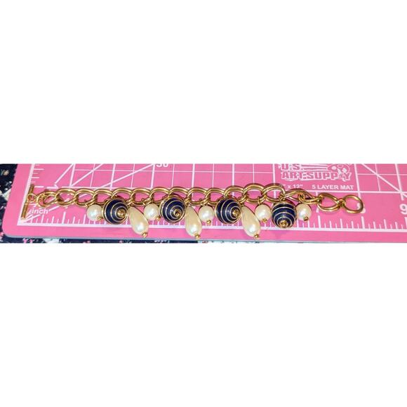 VTG Blue Cage Bead Faux Pearl Charm Gold Tone Chain Link Toggle Clasp Bracelet - Picture 7 of 7